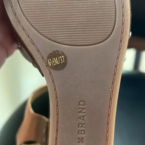 Lucky Brand Carmel Wedges - Picture 6 of 7